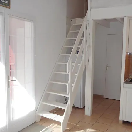Nice In W/ 2 Bedrooms Semesterbostad Portiragnes